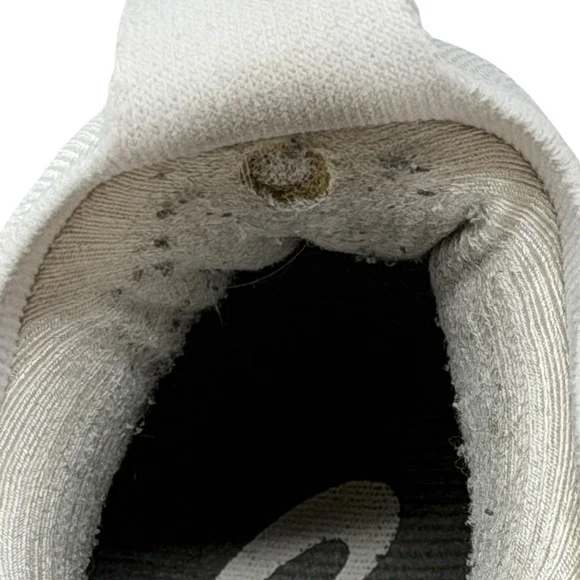 Asics Gel-Kayano 31 Womens Size 10.5 White Grey Running Shoes 1012B794 - Picture 15 of 15